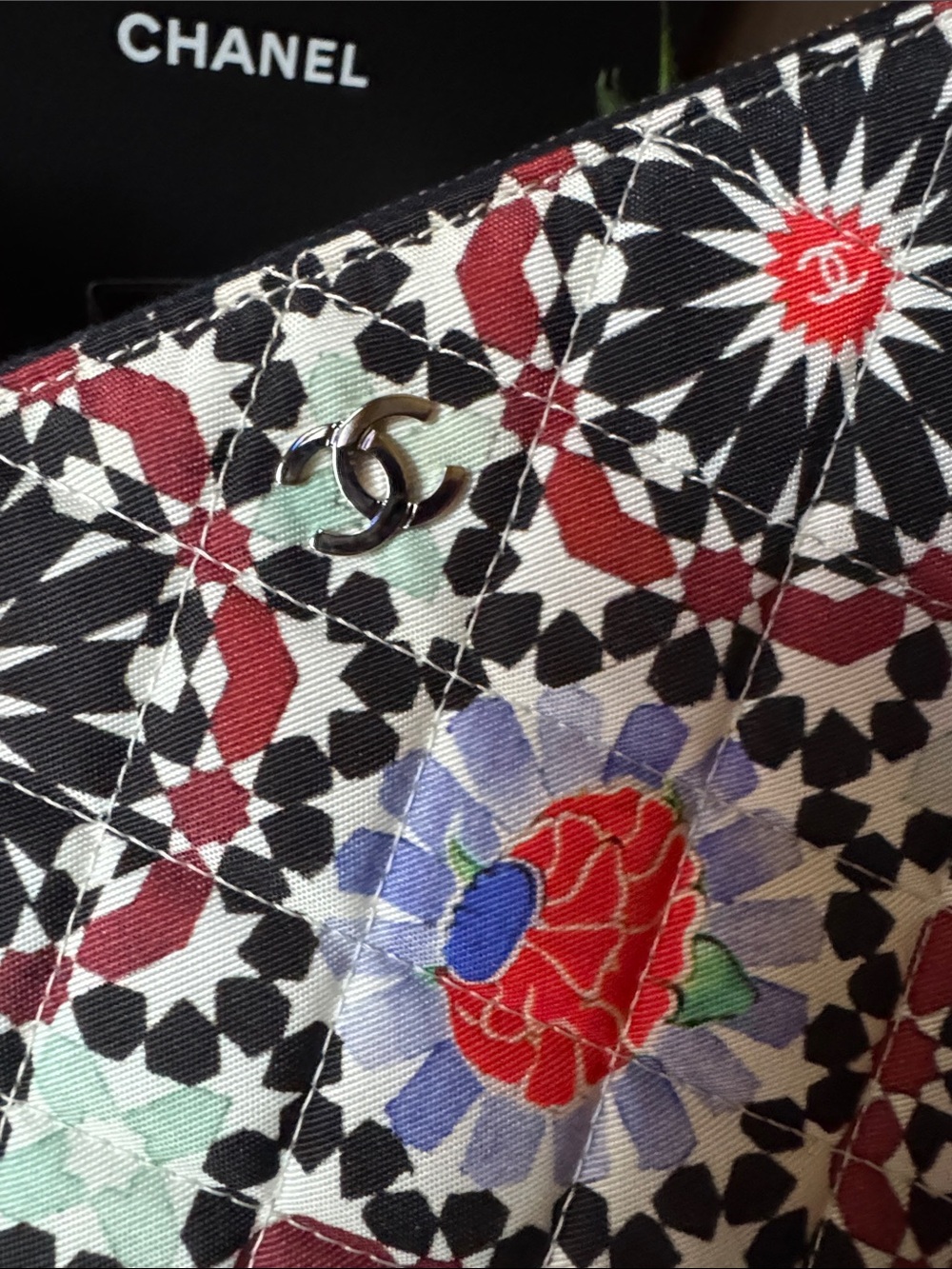 CHANEL Multicolor Floral Mosaic Zip Pouch With COA Dust Bag and Box Like New - Picture 3 of 12